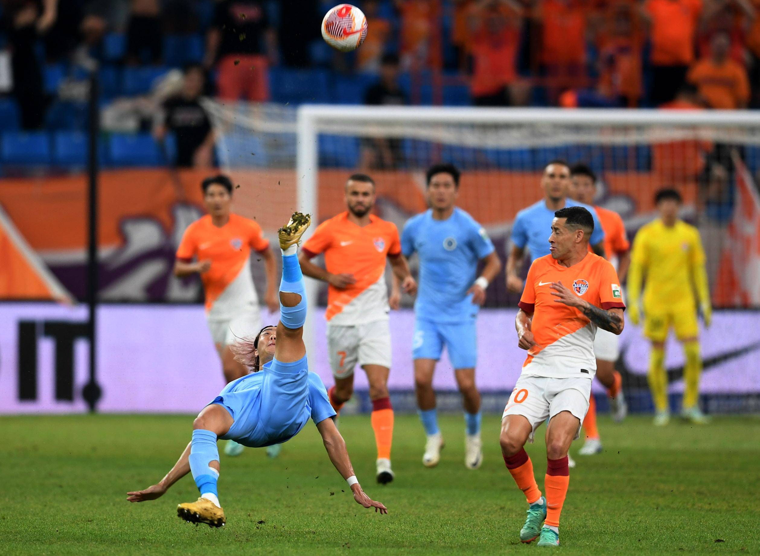 然而由于队 然而由于队