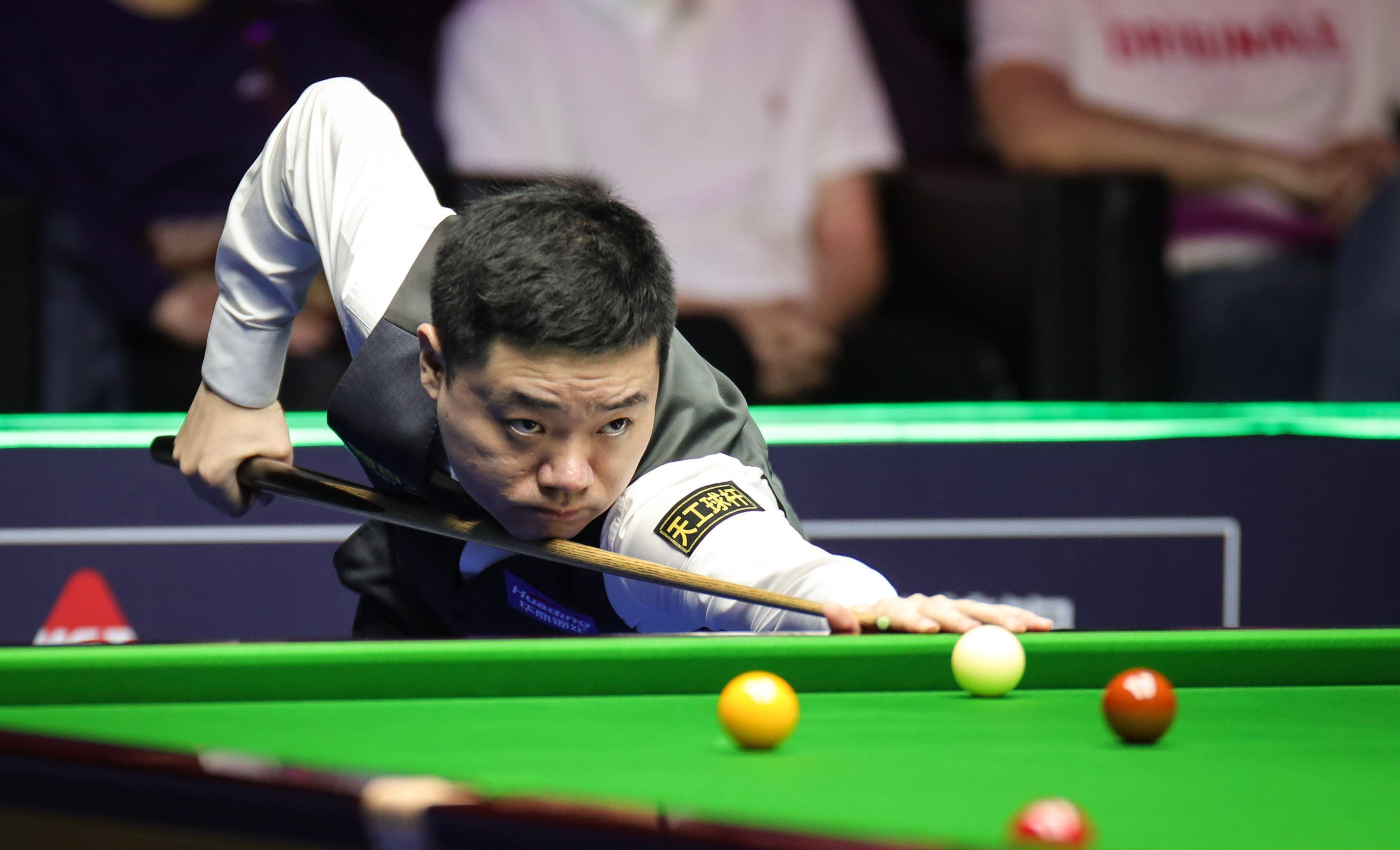 据此写一段 据此写一段